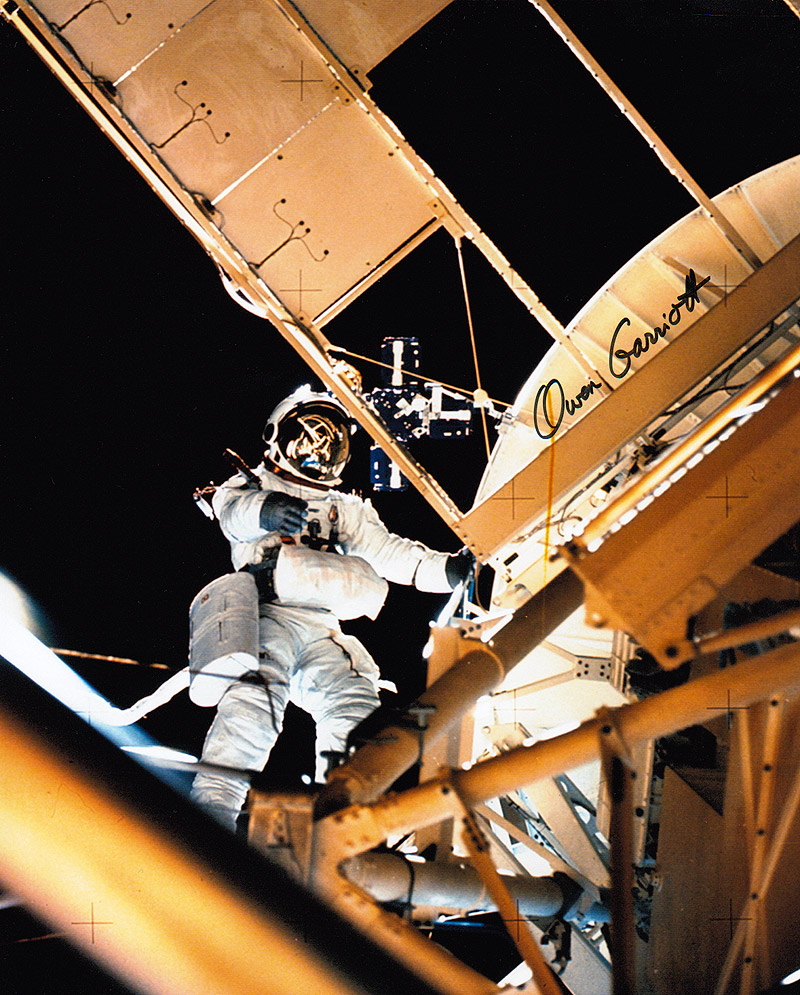 Owen Garriott Autographs Signed Photos