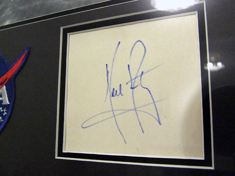 Neil Armstrong Autograph